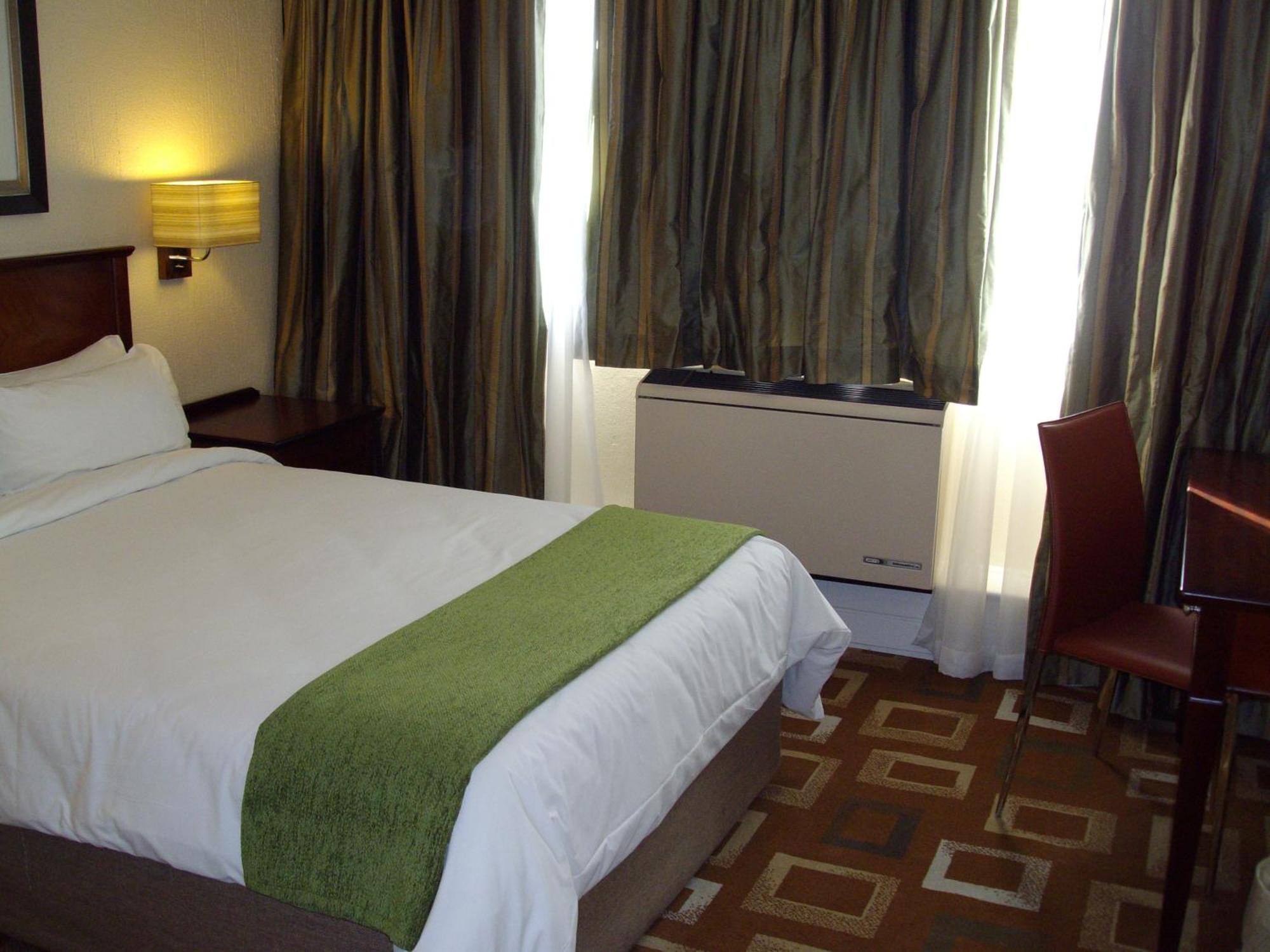 Garden Court Or Tambo International Airport Kempton Park Exterior foto
